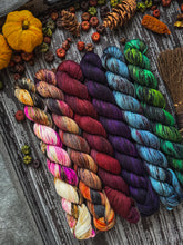🎃 Summer Nightmare - Before Christmas | Bitsy (50 gram) Skein & Charm Set