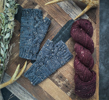 Dark Winter Mitts Kit