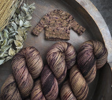 The Hyde | Wednesday Collection - Fairytale DK Base