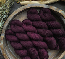 Nevermore - Wednesday Collection - Fairytale DK Base