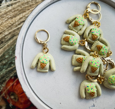 Small Florian & Fortesques Sweater | Magic Charms | Polymer Clay Stitch Markers |