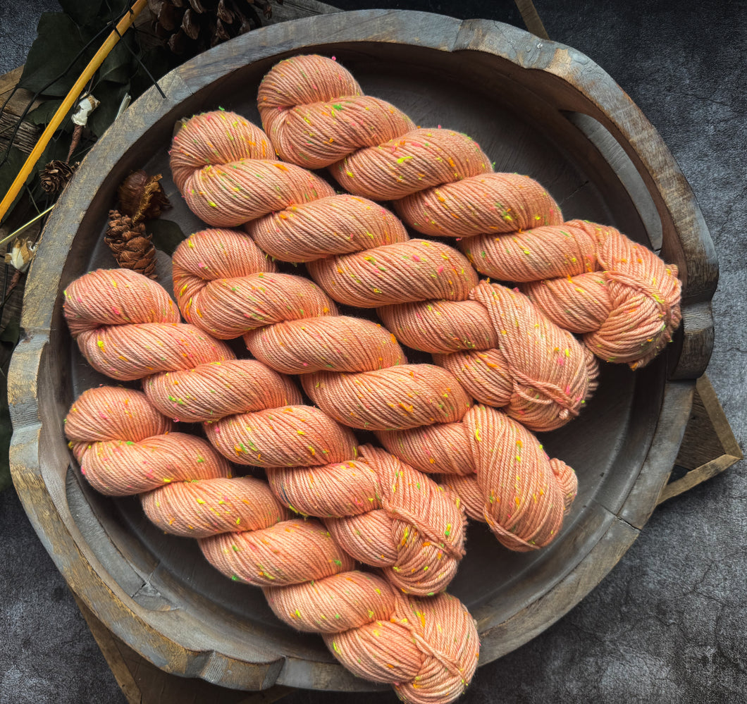 Peaches & Dreams - Fantasy Neon Tweed DK