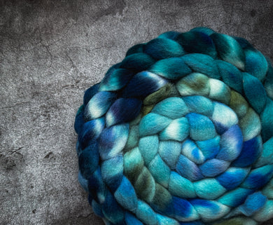 Kelpie Kisses - Chevoit Combed Top Wool - Roving