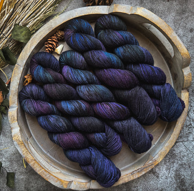 Blood Singer | Everking Collection | Fairytale DK Base