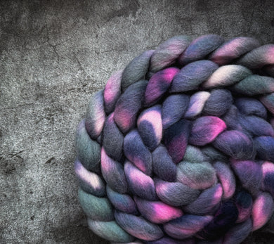 Curse Of Arachne - Chevoit Combed Top Wool - Roving