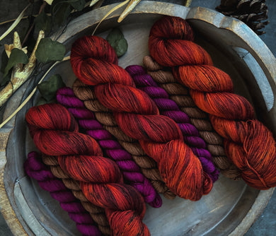Orchard - Falkland Roving Wool – Dragon Hoard Yarn