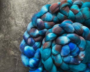 Gaia - 4(oz)Targhee Roving Wool