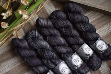 Obsidian Salt - Adventure Aran BFL Base